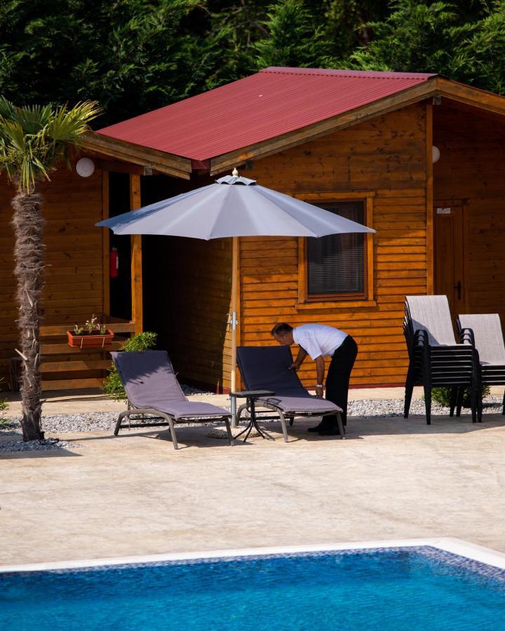 Sunny Garden Hotel Ulcinj Bagian luar foto